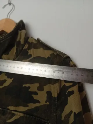 Chaqueta militar Okeysi Talla L