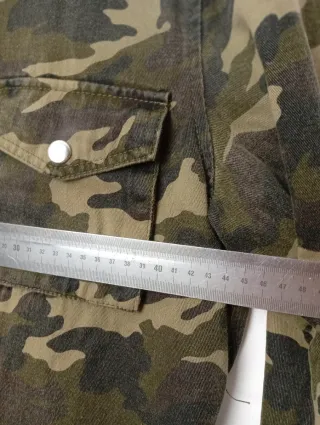 Chaqueta militar Okeysi Talla L