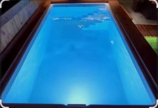 Piscinas de construcción o de poliester