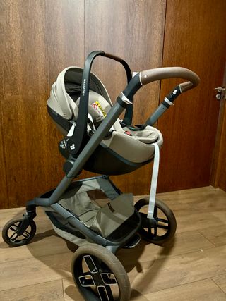 Carrinho Maxi-Cosi Fame bege