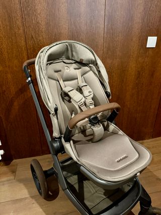 Carrinho Maxi-Cosi Fame bege