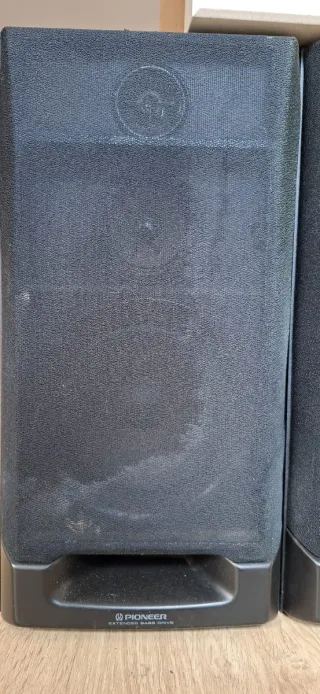Altavoces Pioneer + pequeño
