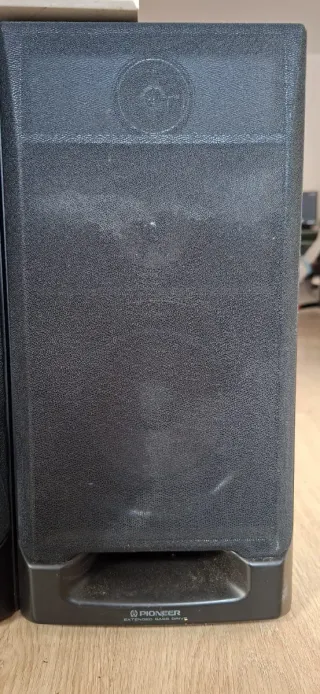 Altavoces Pioneer + pequeño