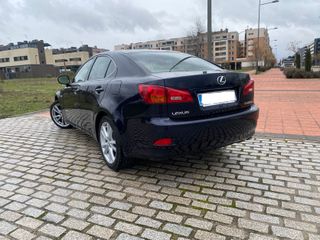 Lexus IS 220d Sport