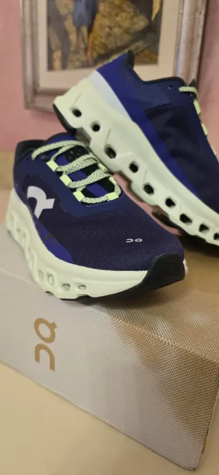 Scarpe ON Running Cloumonster