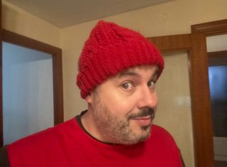 Gorro lana unisex rojo trenzado