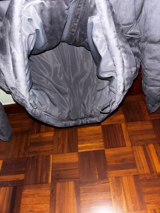 Cazadora Zara gris acolchada