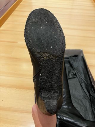 Botas altas de piel negras