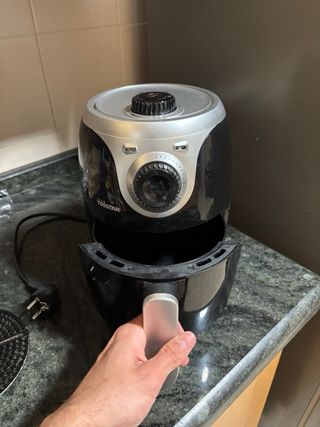 Freidora de aire / Airfryer Tristar negra