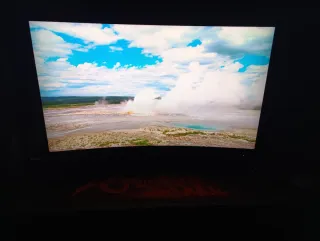 Monitor MSI Curvo 32" 2K 165Hz