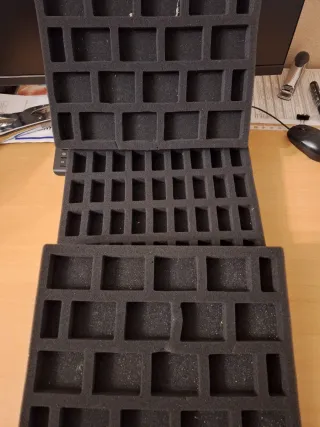 Espuma para transporte de miniaturas