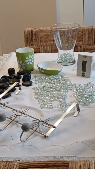 Lote baño: piedras, vasos y adornos