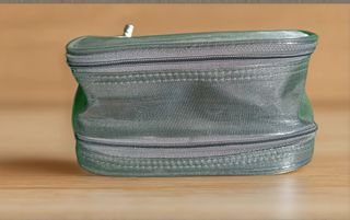 Neceser gris plateado maquillaje Margaret Astor