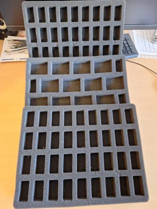 Espuma para transporte de miniaturas