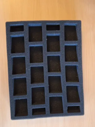 Espuma para transporte de miniaturas