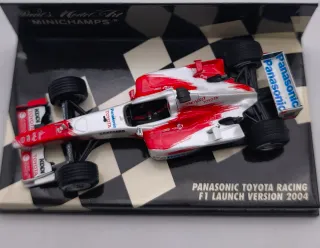 PANASONIC TOYOTA RACING F1 LAUNCH VERSION 2004