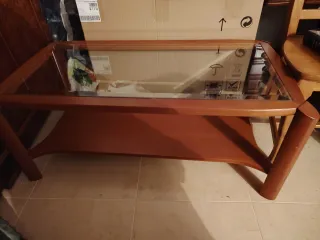 Mesa de centro madera y cristal precio negociable