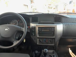 Nissan 1149905 piloto trasero izquierdo patrol gr