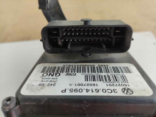 ABS VOLKSWAGEN PASSAT VARIANT (3C5) 2.0 TDI 3C061