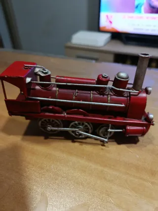 MAQUINA de coser antigua de chapa TREN- BICICLETA