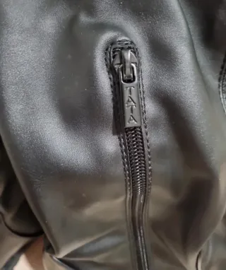 Stivali neri sopra al ginocchio con zip laterale