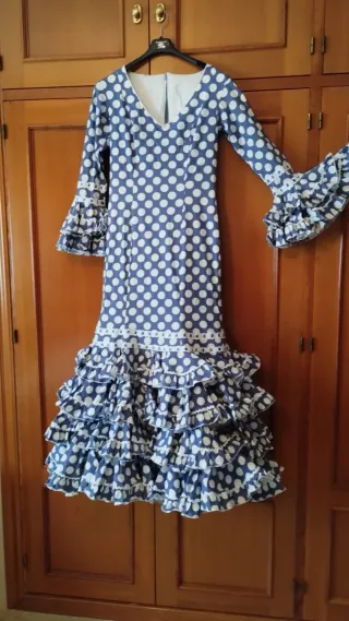 Traje Flamenca Lunares Azul y Blanco