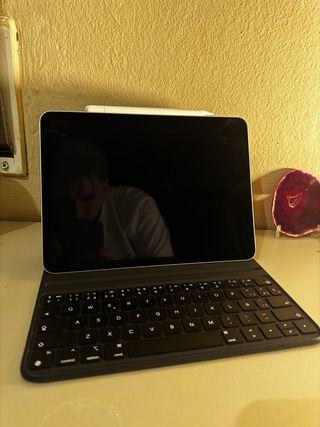 iPad Air 11” 128GB + Apple Pencil + Teclado