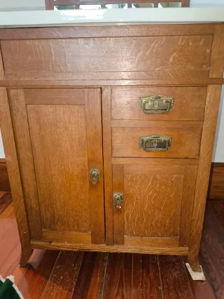 Tocador antiguo +100 años espejo lavabo madera