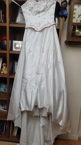 Vestido de Novia Palabra de Honor Bordado