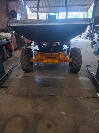 Dumper Maquinaria Obras Automotriz