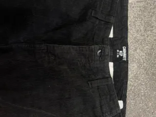 Pantaloni Carhartt neri in velluto a coste