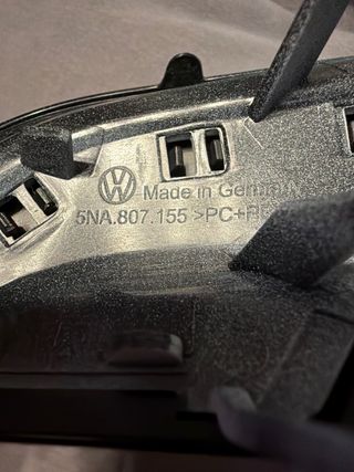 Volkswagen tiguan 5NA807155 LGE10883