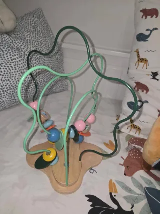 Juguete laberinto de cuentas IKEA