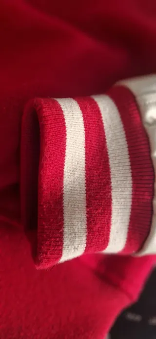 Chaqueta Superdry estilo americano. Talla M.