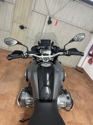 BMW R1200GS LC Dynamic ESA 11900€