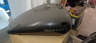 Depósito Suzuki Intruder 1800