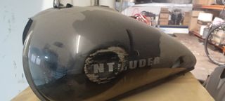 Depósito Suzuki Intruder 1800