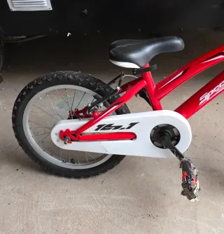 Bicicleta infantil roja 16 Speed