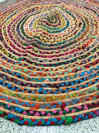 Alfombra redonda de yute multicolor