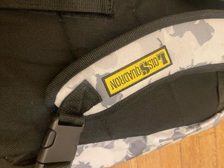 Mochila Lois Camuflaje Gris Negra Nueva