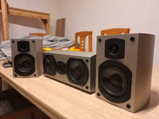 DENON altavoces(3 unidades)gran calidad de sonido