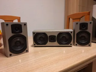 DENON altavoces(3 unidades)gran calidad de sonido