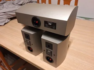 DENON altavoces(3 unidades)gran calidad de sonido