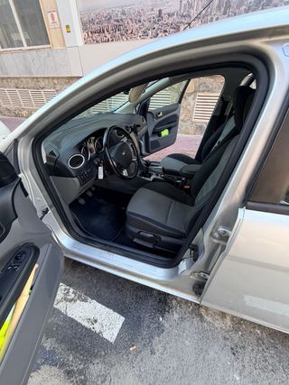 Ford Focus Familiar 2008