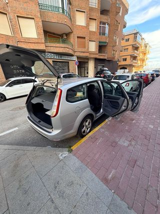 Ford Focus Familiar 2008