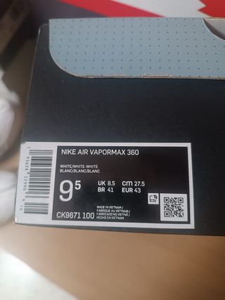 Nike Air Vapormax Blancos y Dorados