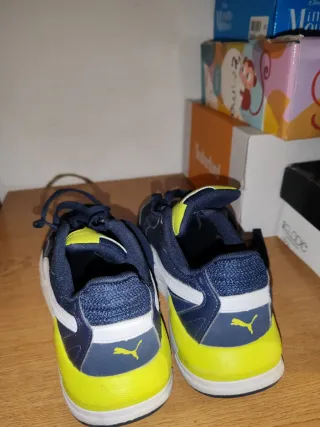 Zapatillas Puma Azul y Amarillo Talla 36
