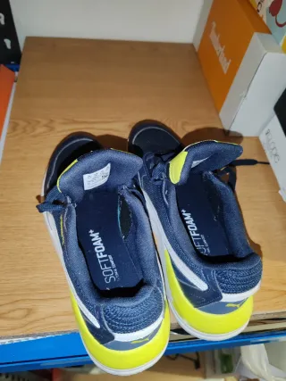 Zapatillas Puma Azul y Amarillo Talla 36