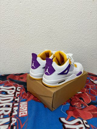 Jordan 4 Retro