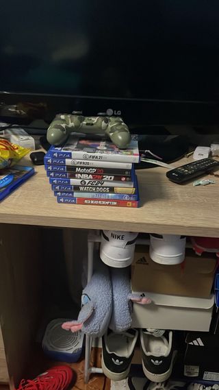 Pack Videojuegos PS4 + Mando Camuflaje